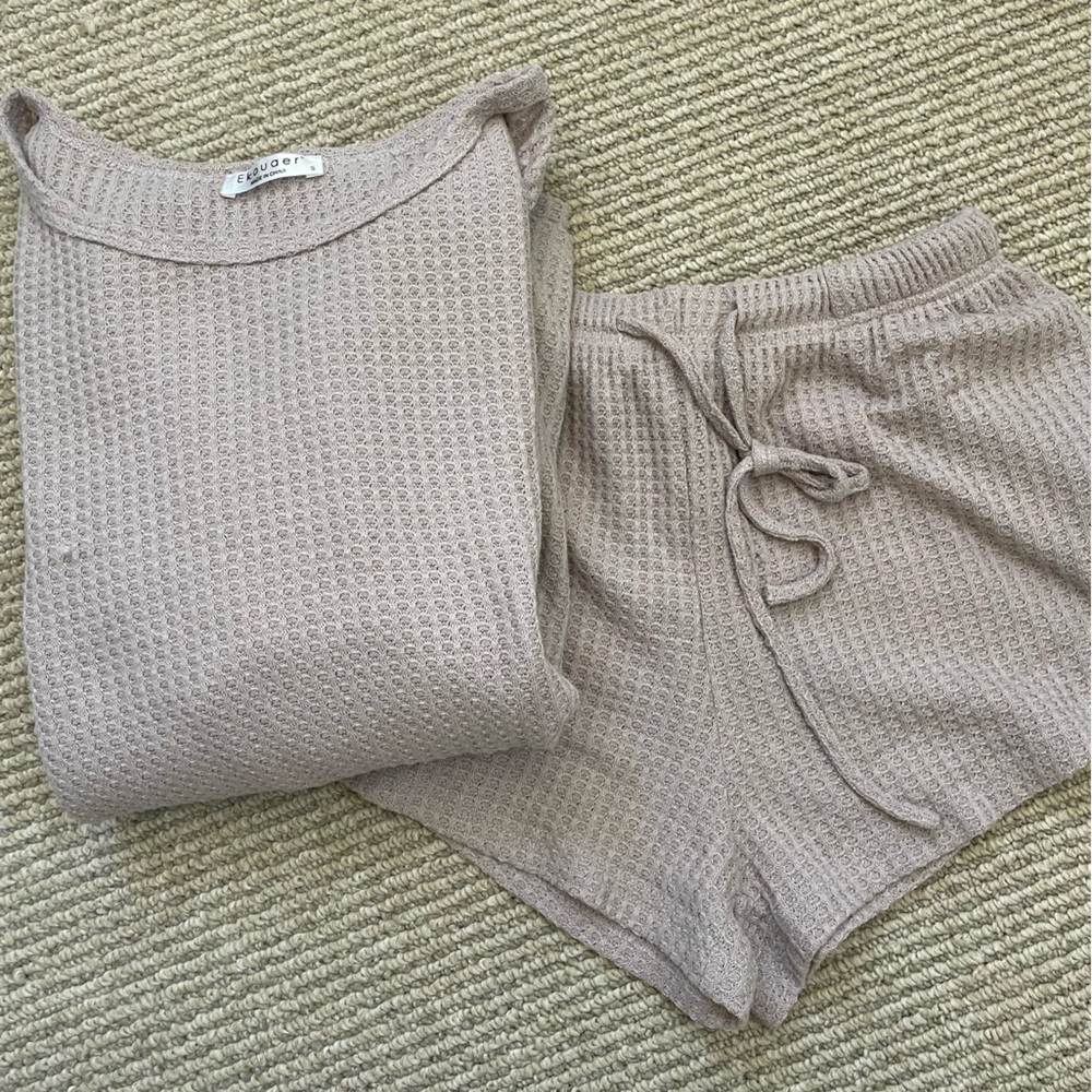TWO PIECE WAFFLE KNIT SET